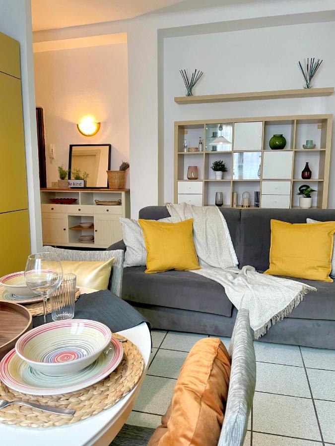 Homiesam - Yellow Dream & City Life Apartamento Milão Exterior foto